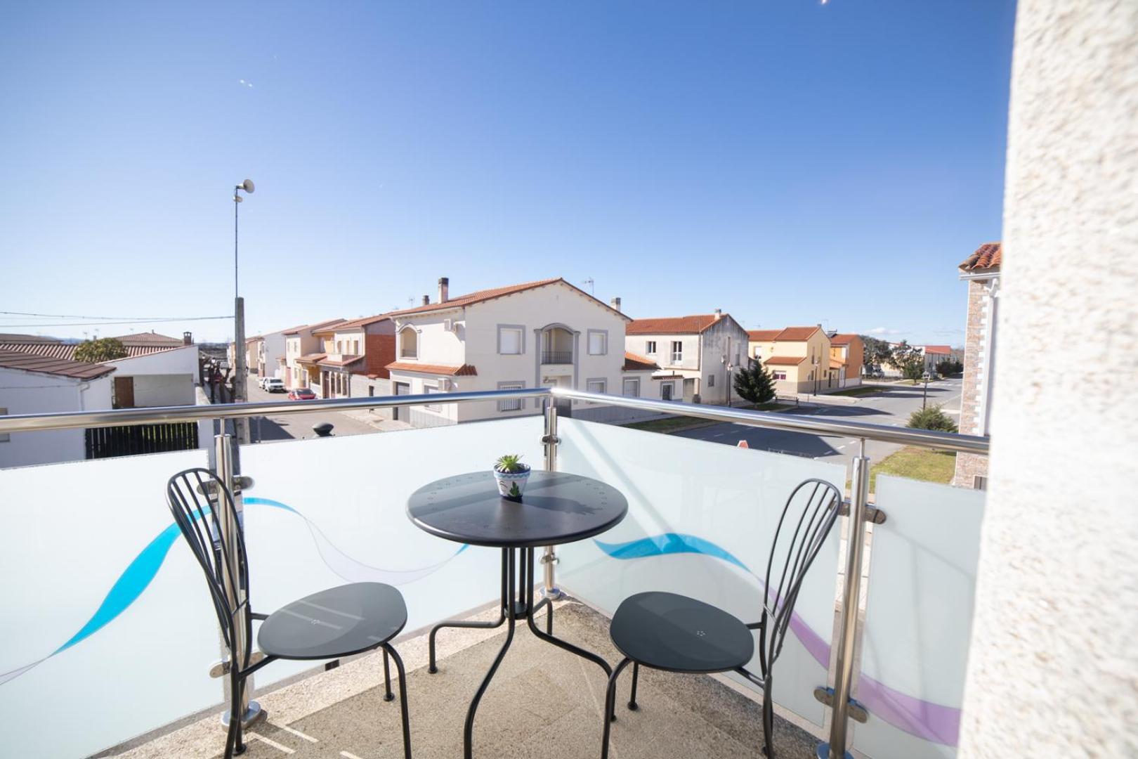 Apartamentos Turisticos Casa Morocho Alagon Del Rio Bagian luar foto
